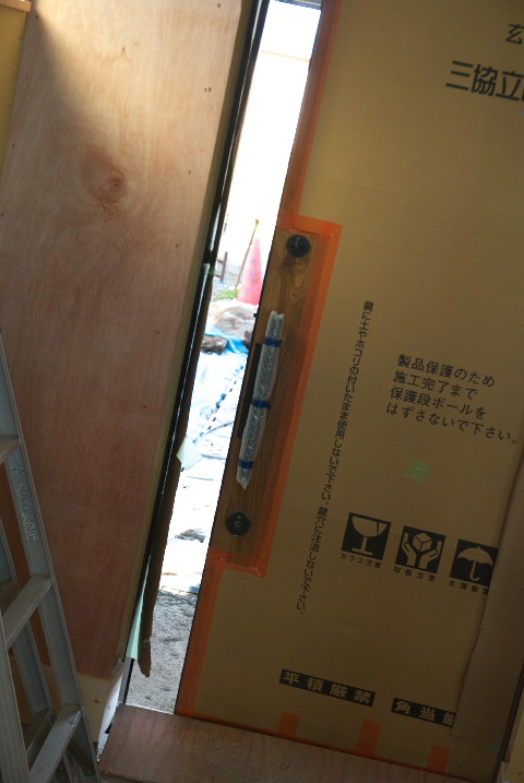 [工事進捗] 石膏ボードと外壁のモルタル - 2011/12/10（土）