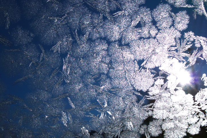[空の写真] ジムニーの窓、通勤前（伊那市高遠町） - 2012/2/20（月）