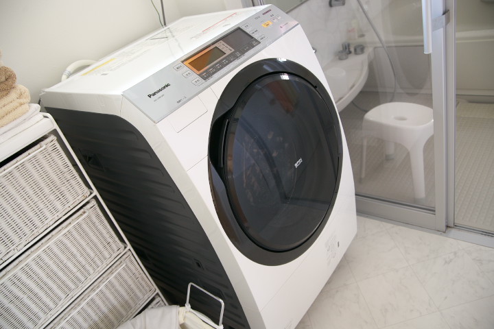 ななめドラム洗濯乾燥機 NA-VX8500R（パナソニック）