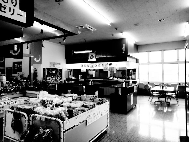佐渡汽船ターミナルビルの立ち食い蕎麦屋（新潟県佐渡市；佐渡島）の料理の写真とか