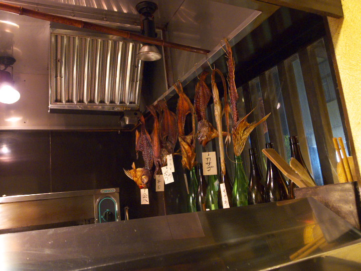地魚・地酒 くろ屋（石川県金沢市；香箱蟹；鴨治部煮）の料理の写真とか