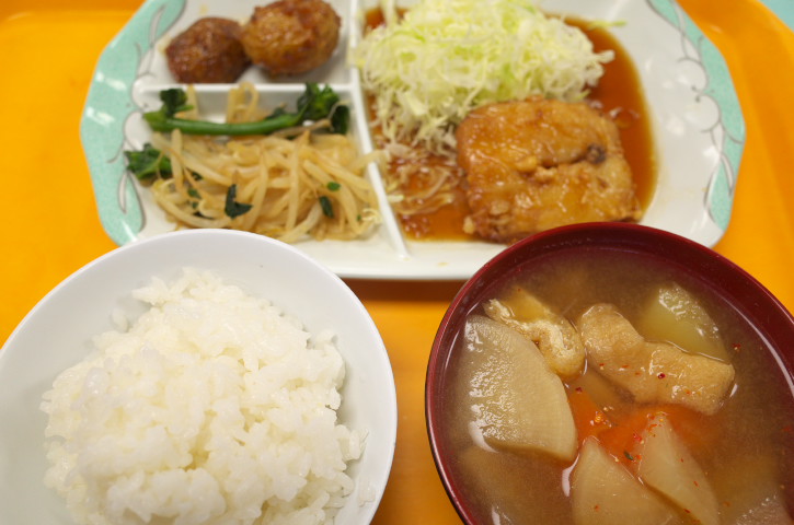 長野県伊那合同庁舎 食堂の料理の写真とか