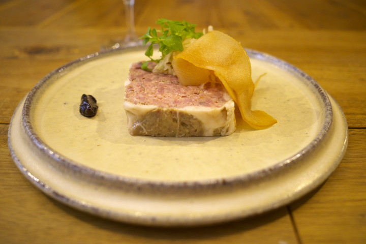 ノスト（山梨県甲府市）の料理の写真とか